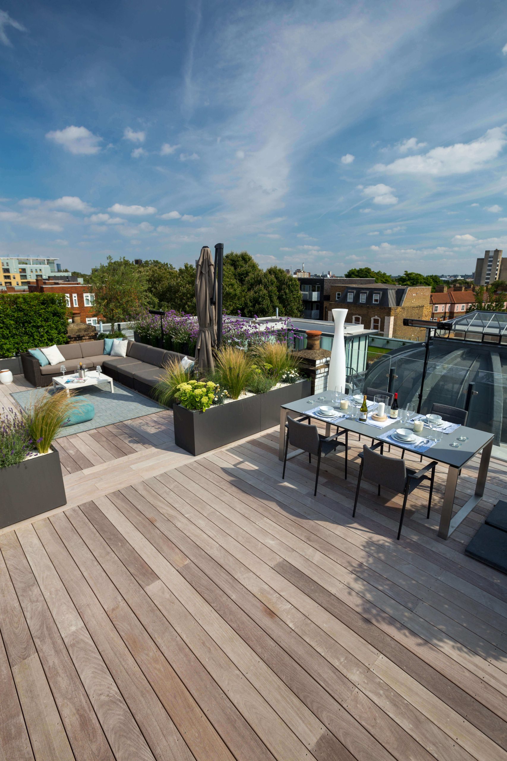 Roof Terrace Garden Builders Epsom KT19/KT18/K17